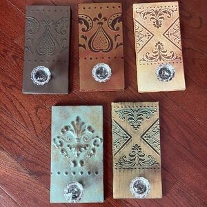 Door knob wall plaques